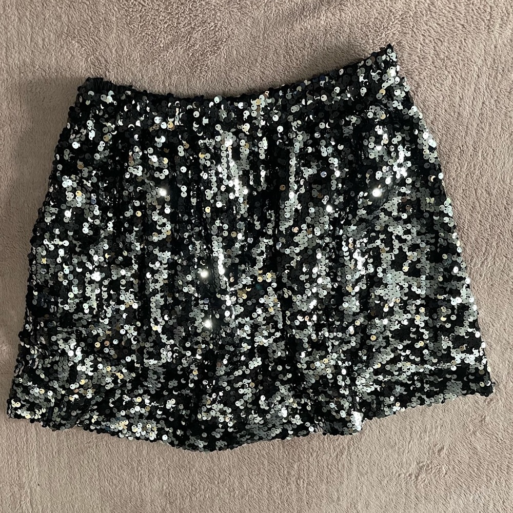 QMack Women’s Black Sequin Mini Skirt Sides Pockets Size S
